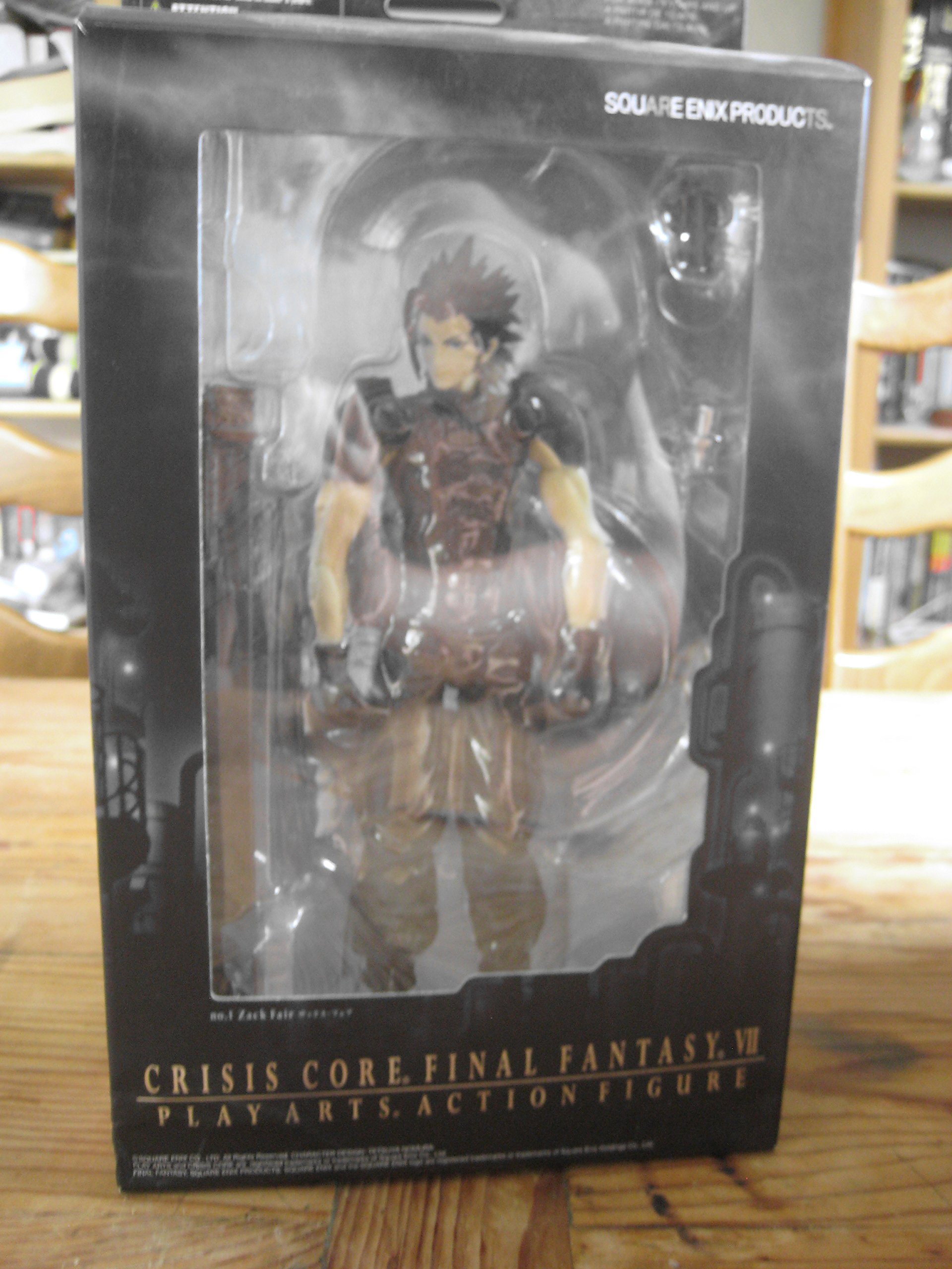 Amazon.com: Final Fantasy Crisis Core Play Arts Action Figure Zack