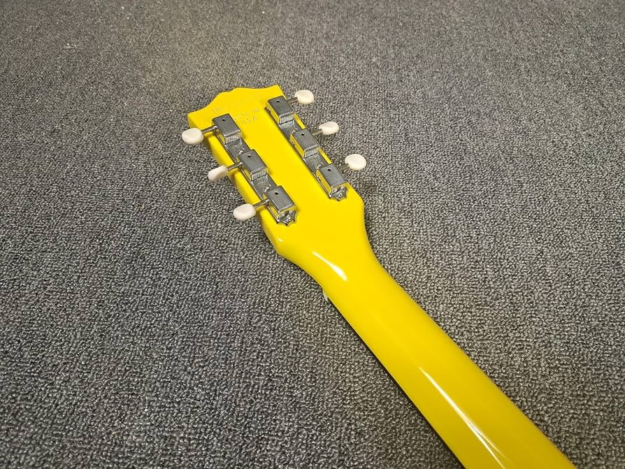 レリック&エイジド ムスタングタイプ マホガニーボディ シトラスイエロー