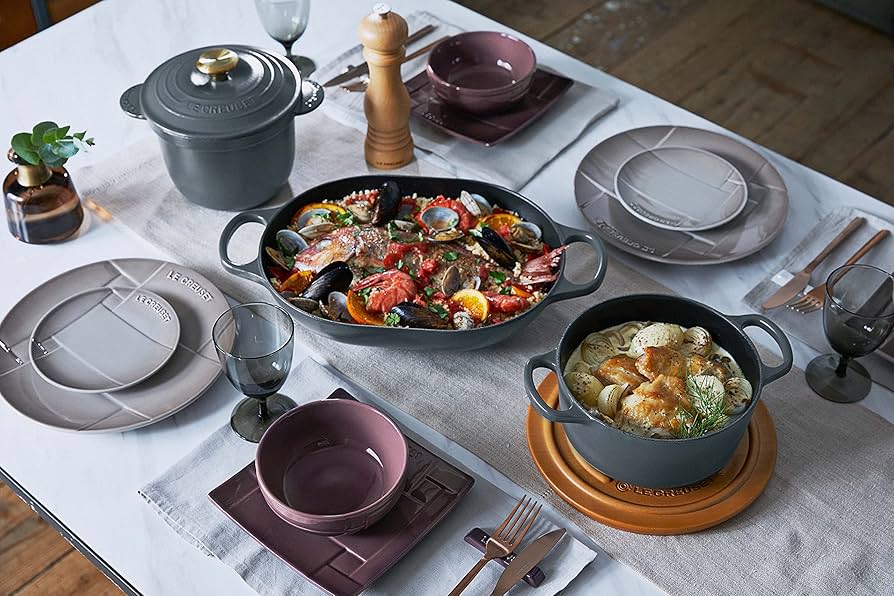 Amazon.co.jp: ル・クルーゼ(Le Creuset) 鋳物 ホーロー 鍋