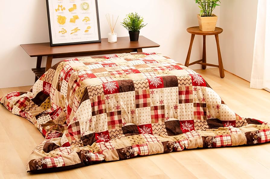 Amazon｜MITAS フランネルあったかこたつ掛布団 正方形 パッチワーク柄
