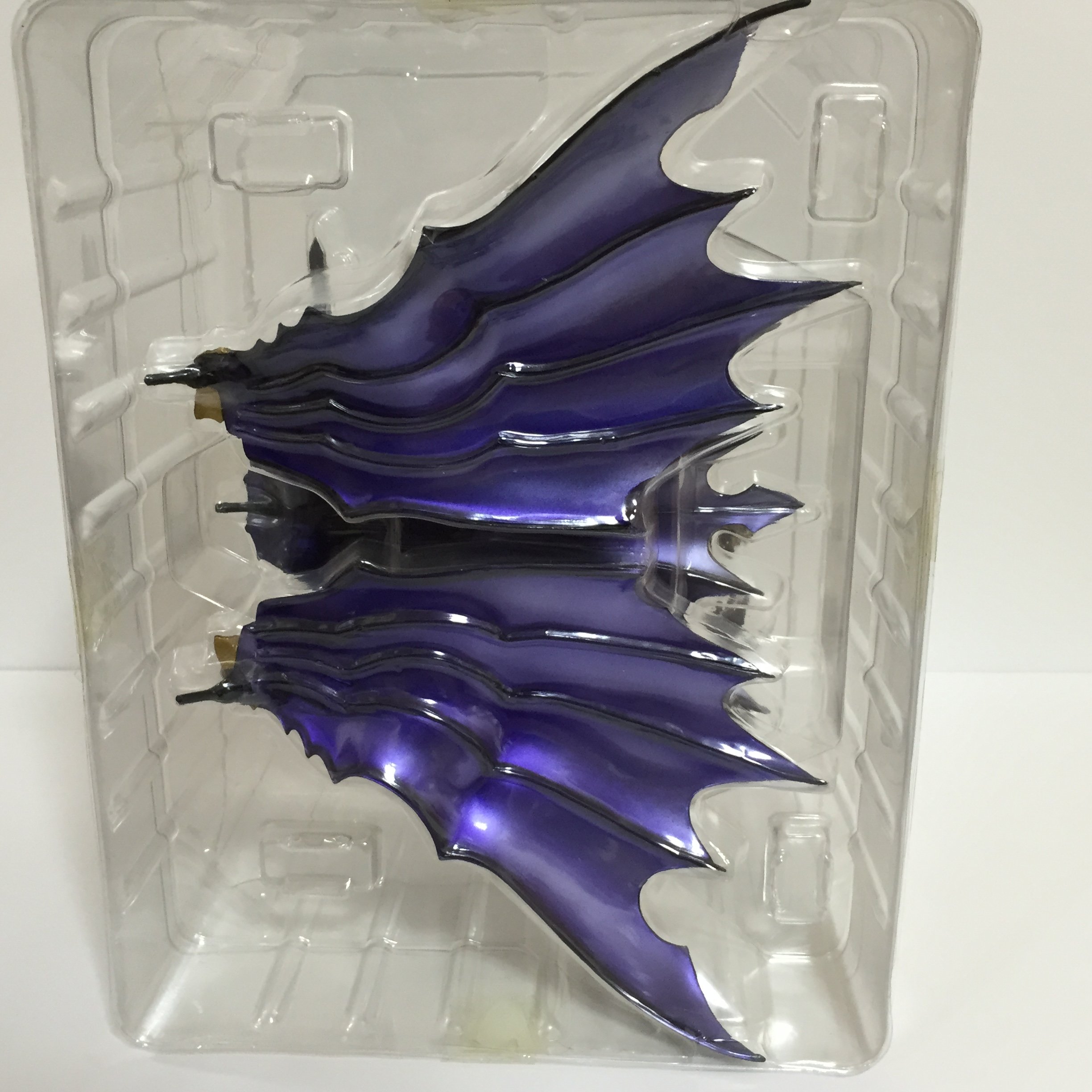 Amazon.co.jp: 牙狼 GARO ～闇を照らす者～ 魔戒可動 黄金騎士 ガロ