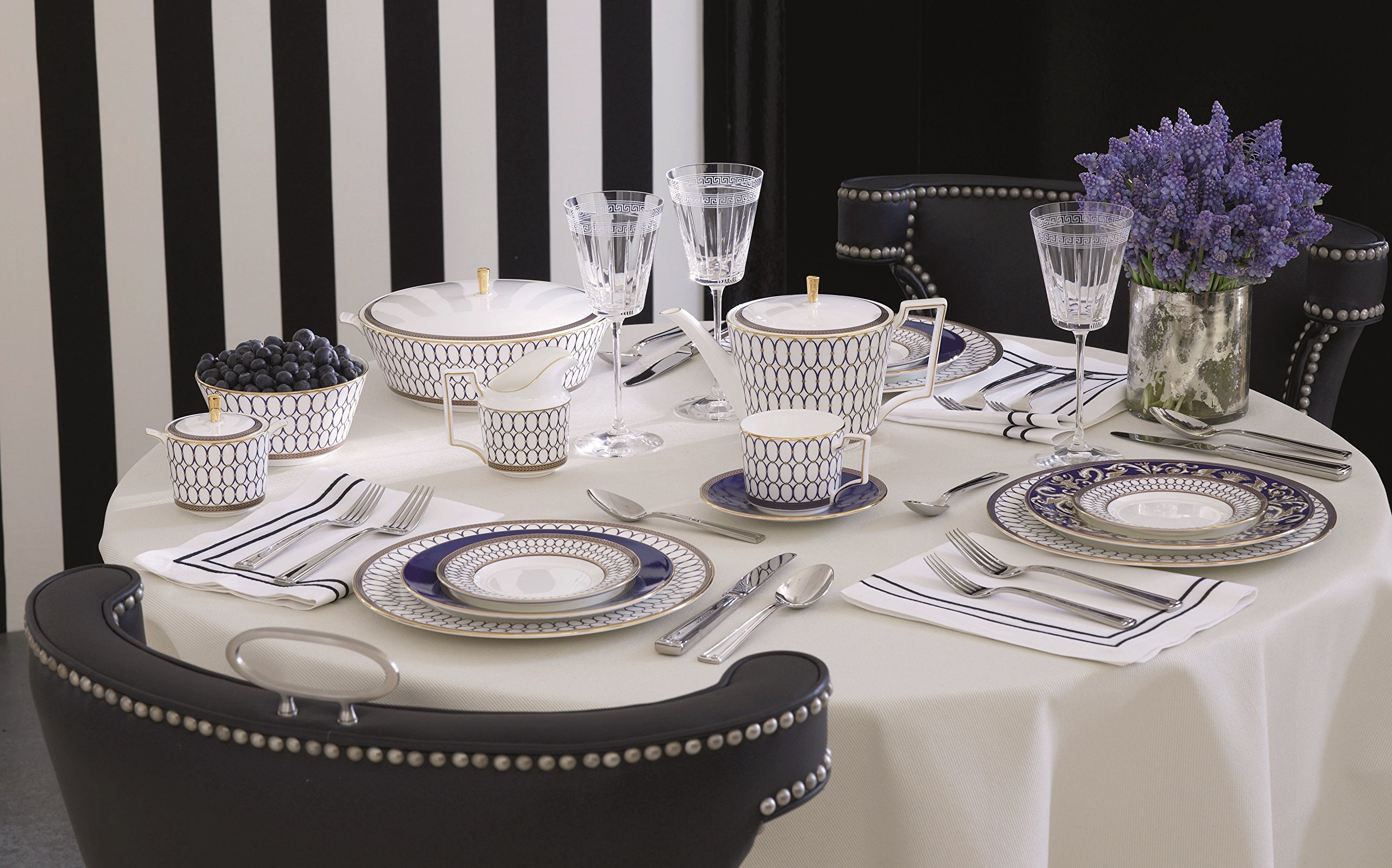 Amazon | Renaissance Gold 5-Piece Place Setting by Wedgwood