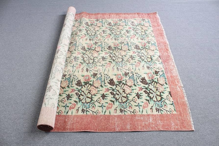 Amazon | トルコラグ、ヴィンテージラグ、5.5x9.1フィートの大きなラグ