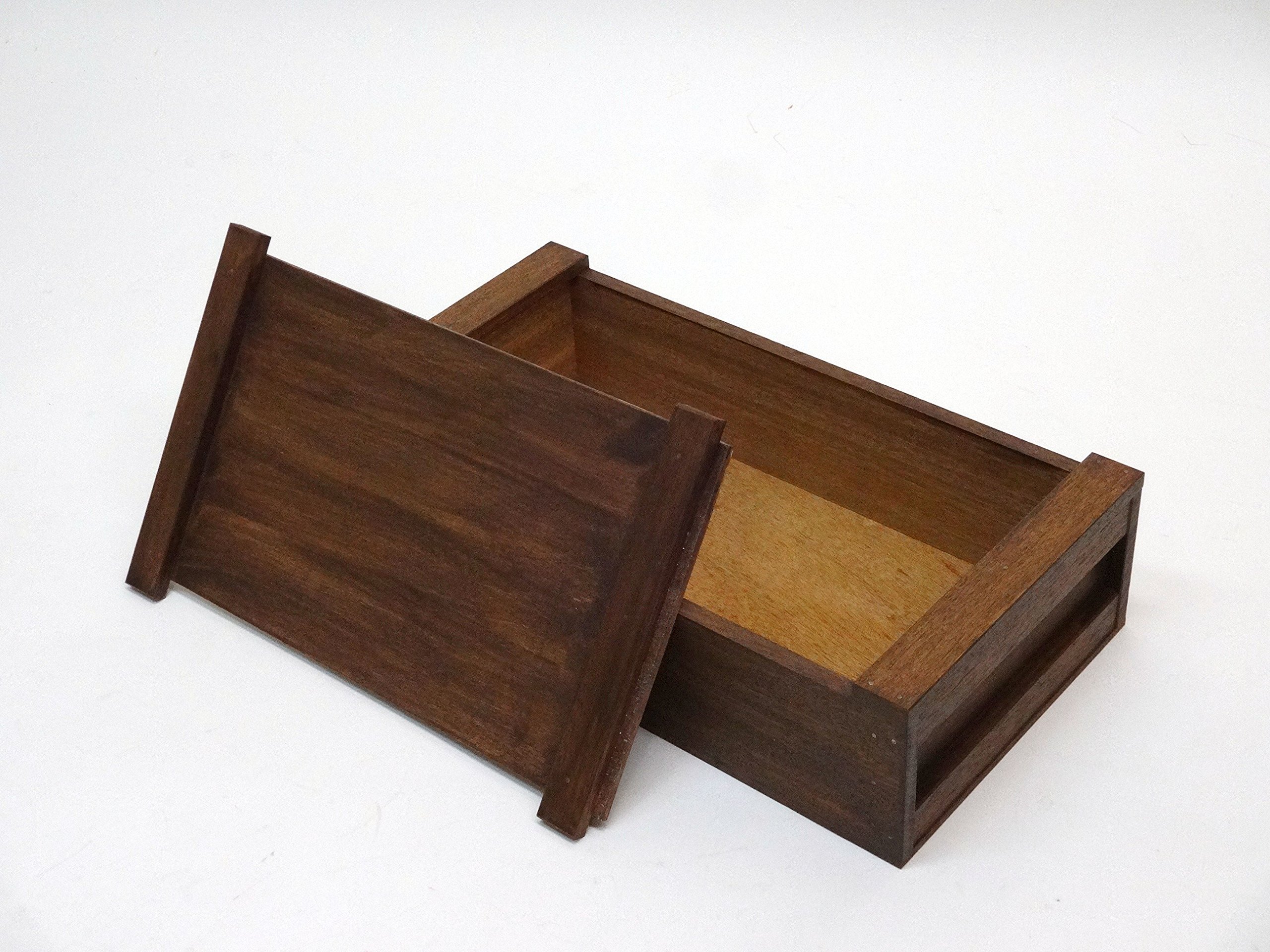 Amazon.co.jp: 強度・耐久性！！大工道具箱（スライド蓋付き