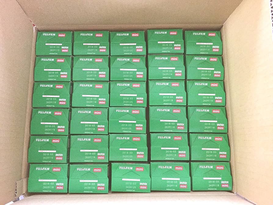 Amazon | 富士フイルム(FUJIFILM) チェキフイルム2本パック30箱入り