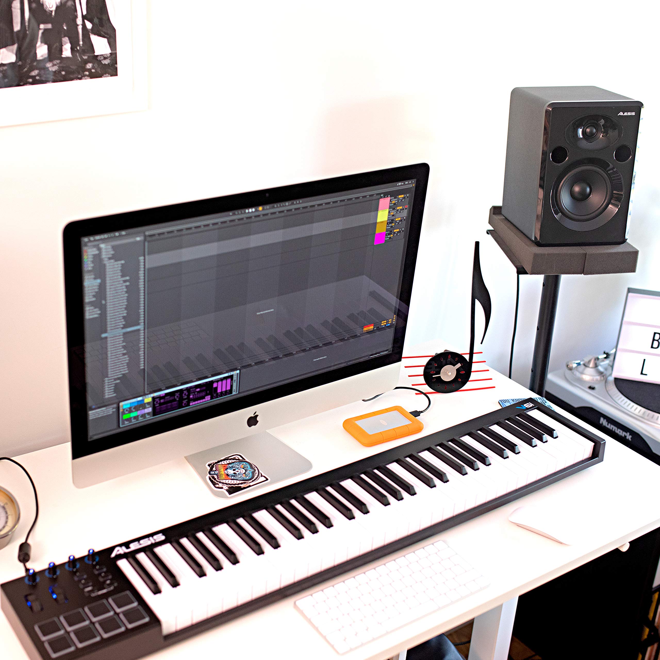 Amazon.co.jp: ALESIS アレシス / V61 フルサイズの61鍵MIDIキーボード