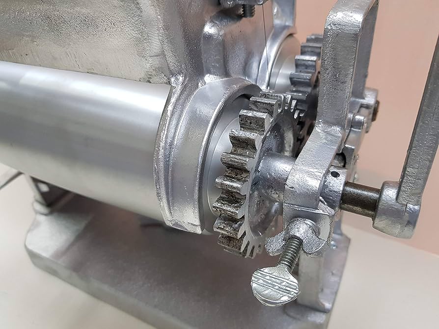 Amazon | メキシコ製手動コーントルティーヤメーカー GONZALEZ Maquina