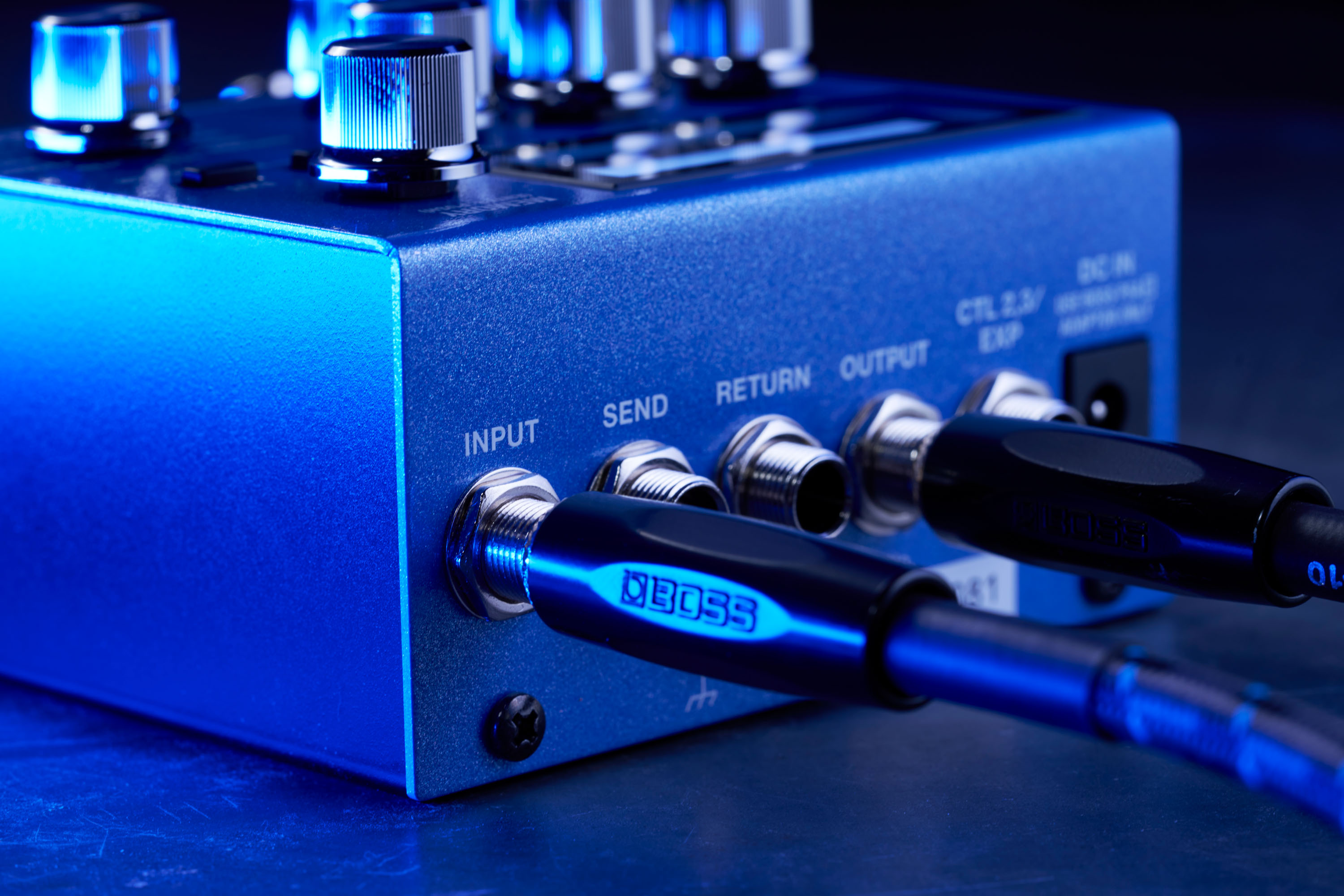 Amazon.com: BOSS SY-200 SYNTHESIZER EFFECTS PEDAL – Advanced BOSS