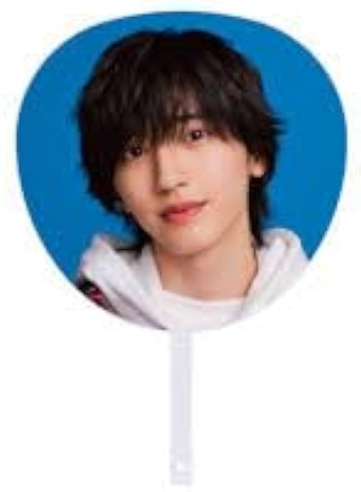 Amazon.co.jp: なにわ男子 【 ジャンボうちわ （ 道枝駿佑 ） 】Naniwa