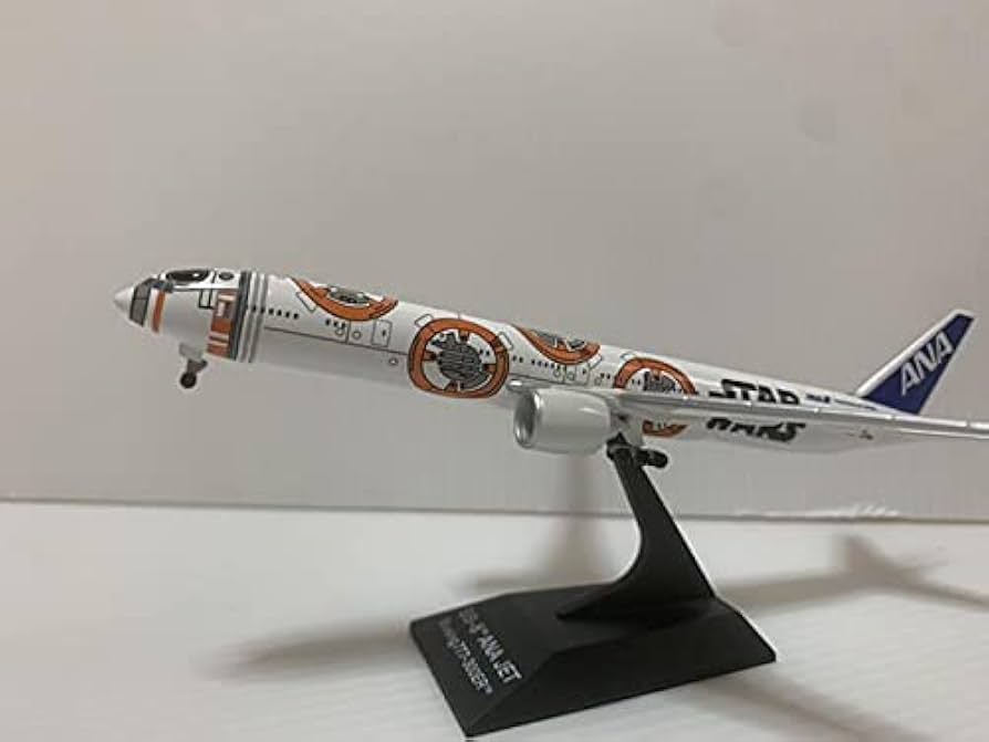 Amazon.co.jp: ANA 機内販売限定 スター ウォーズ ジェット BB8 飛行機