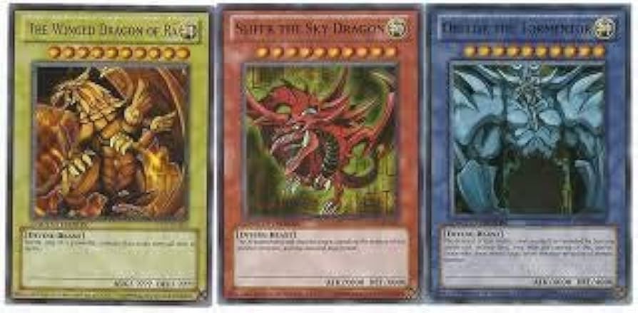 Amazon.co.jp: 遊戯王 神カード全3枚 レアカード付 合計35枚 : おもちゃ