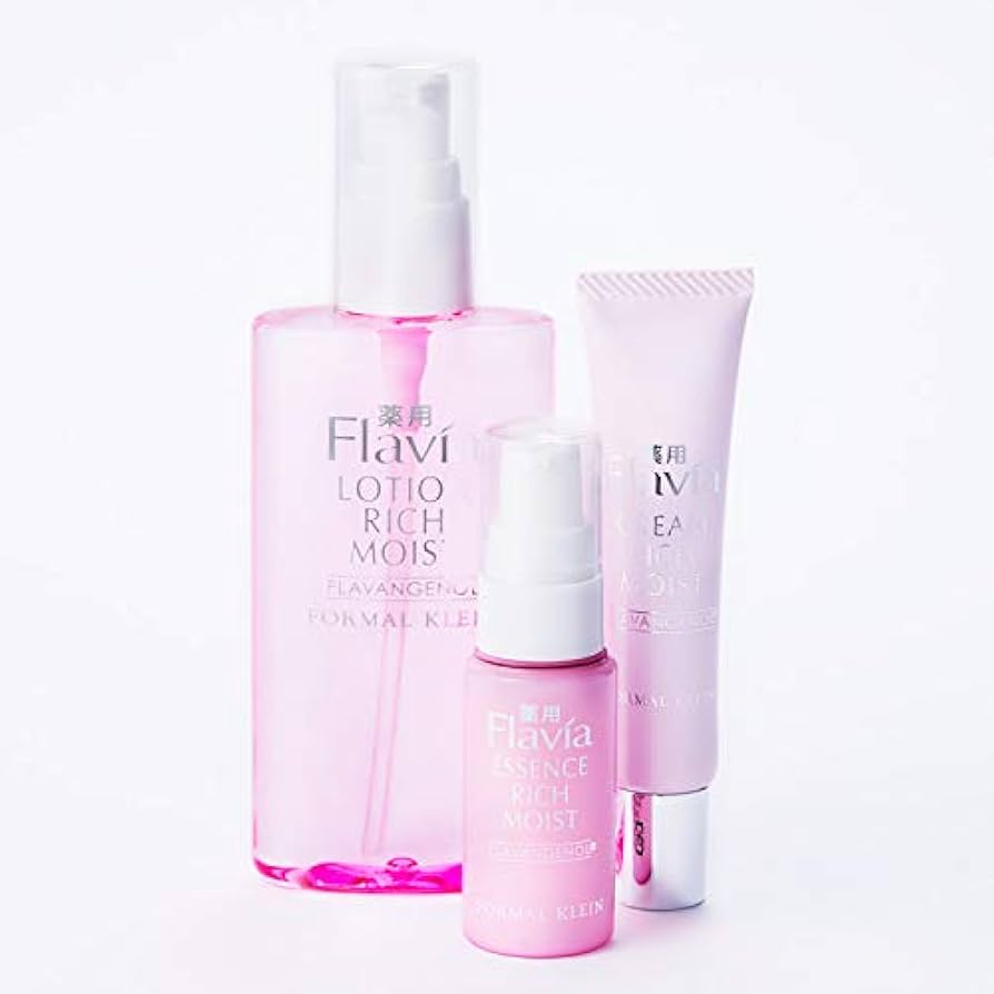 Amazon | フォーマルクライン 薬用フラビア 化粧水 保湿美容液