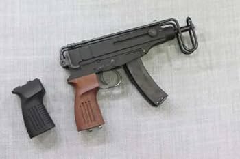 Amazon.co.jp: VZ61 スコーピオン ウォールナット 木製グリップ KSC