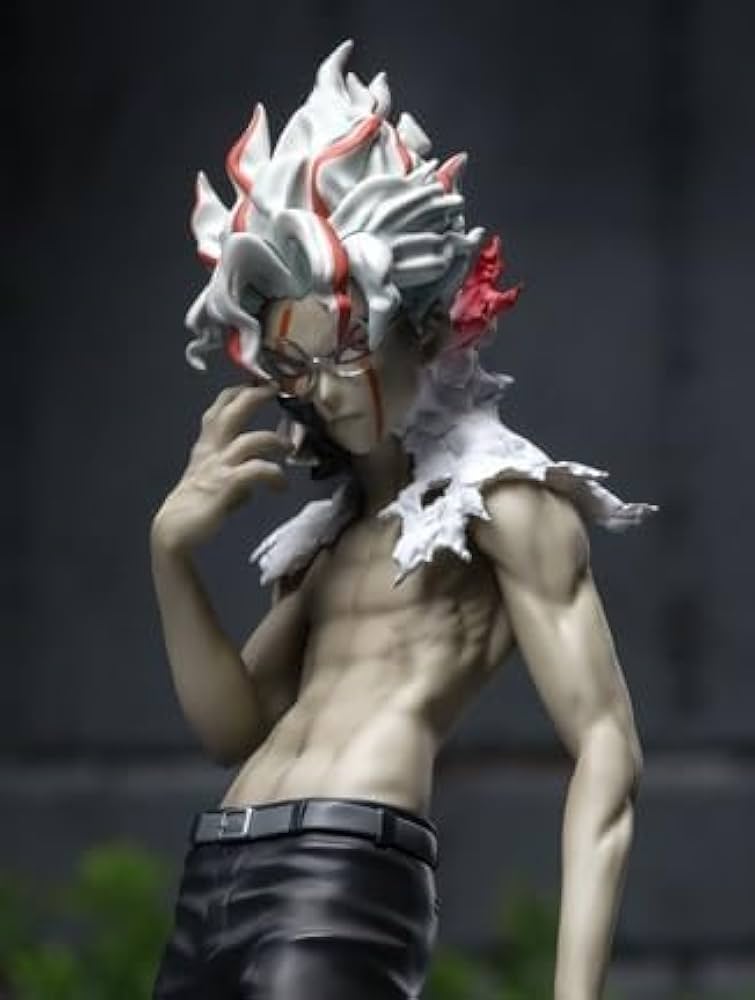 Amazon.co.jp: オカルン フィギュア 「ダンダダン」 Luminasta