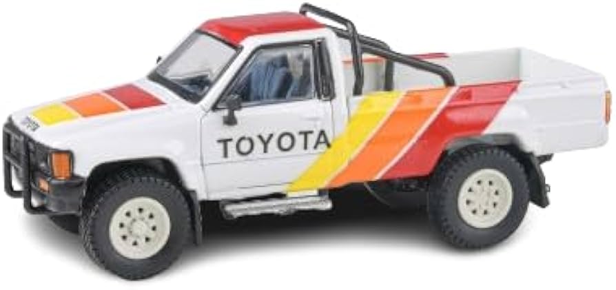 Amazon | PARA64 1/64 トヨタ ハイラックス シングルキャブ 1984 TRD