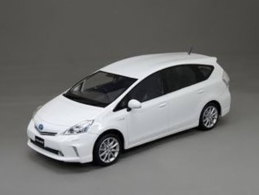 Amazon | トヨタ 1/30 ミニカー プリウスα ホワイトパールクリスタル