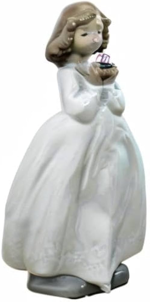 Amazon.com: Nao by Lladro Collectible Porcelain Figurine: THE