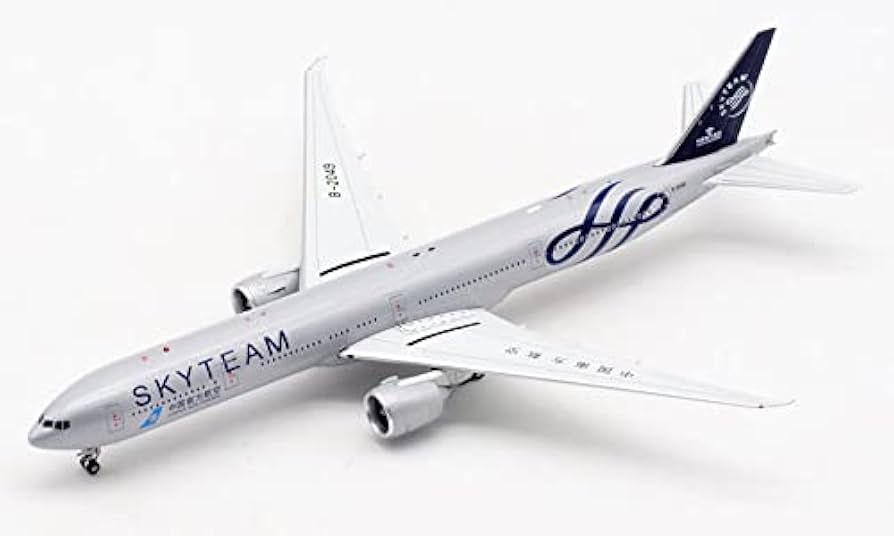 Amazon.com: Aviation SKYTEAM China Southern for Boeing 777-300ER B