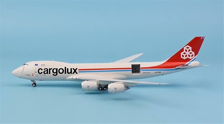 Amazon.com: GeminiJets CargoLux for Boeing B747-8F LX-VCA 1:400