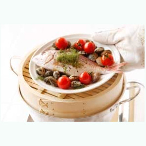 Amazon｜【かごや】竹 中華セイロ(蒸篭・蒸し器)27cm ステンレス鍋付