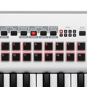 Amazon | KORG KROSS2-61-SC (ホワイト) バンド用キーボードならこれ