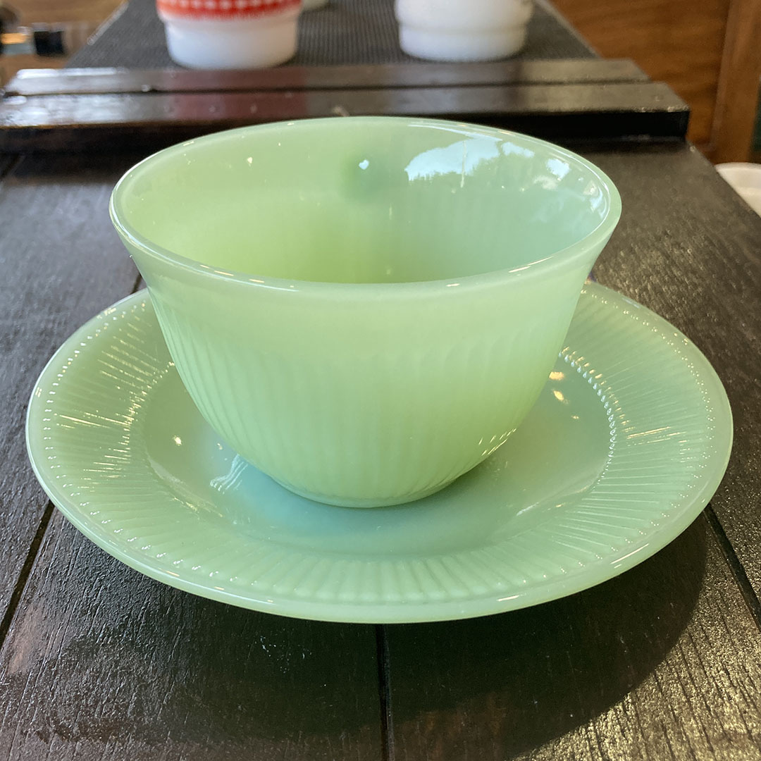 ジェーンレイ カップ＆ソーサー ジェダイ 1946～1965年製造 Fire-King