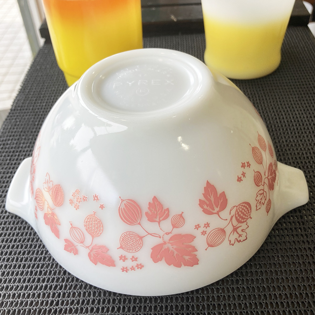 シンデレラミキシングボウル グースベリー ピンク Sサイズ 1950～1960