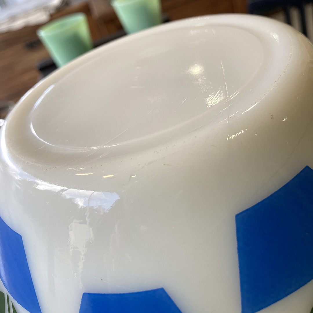 チューリップミキシングボウル アイボリー 1950年代前半製造 Fire-king