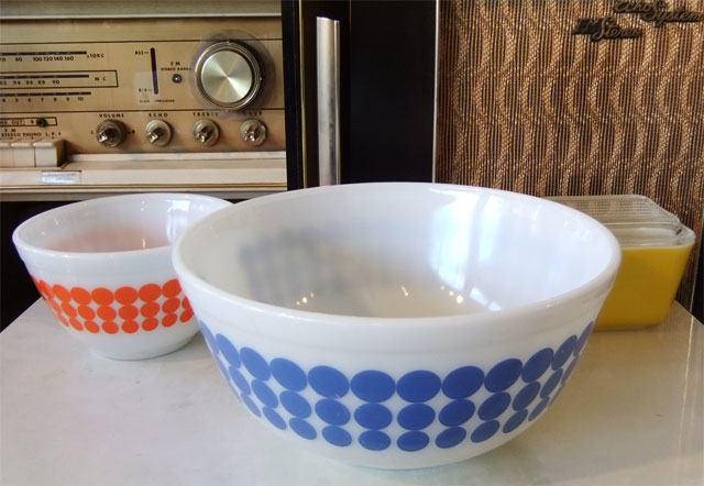 オールドパイレックス ミキシングボウル Lサイズ ニュードット青