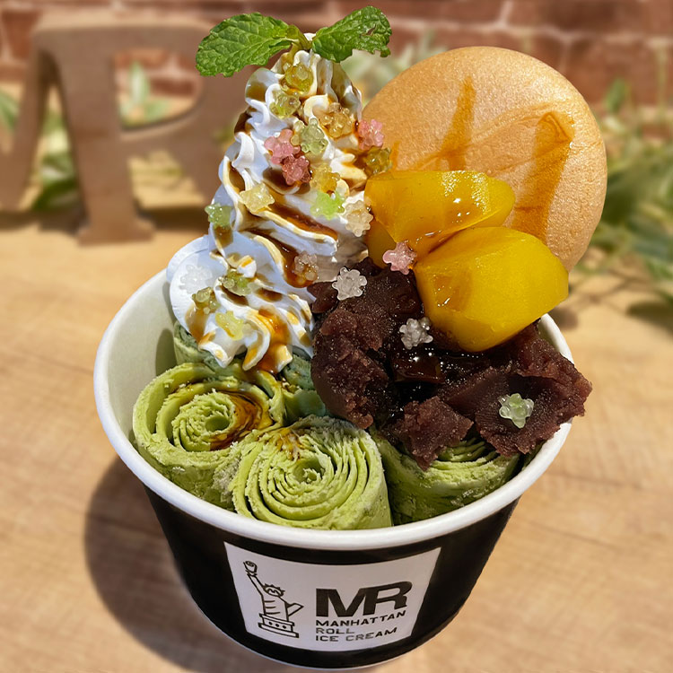 その着せ替え人形は恋をする×マンハッタンロールアイスクリーム