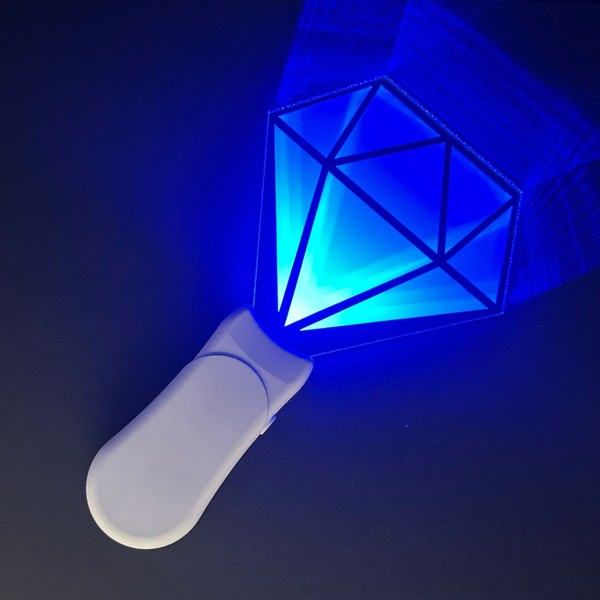 推し活グッズの王道！アクリルペンライトダイヤ形｜ 商品詳細｜まん