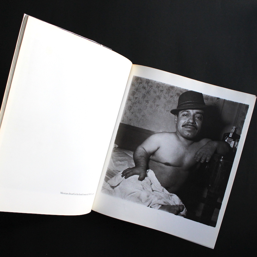 23時まで【帯＆チラシ付き】ダイアンアーバス作品集 日本語版 ダイアン