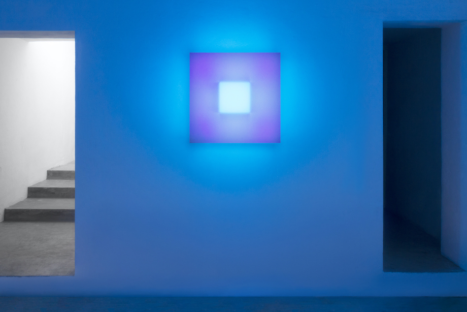 ヴィジュアル・アートに革命をもたらしたブライアン・イーノによる音と