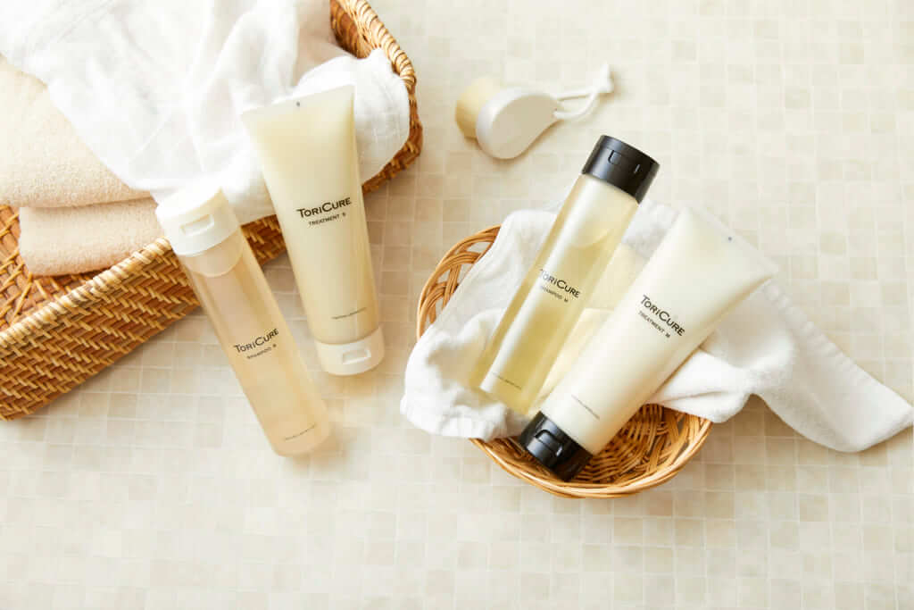 トリキュア・ヘアメンテナンスシリーズ」のホームケアでサロン帰りの