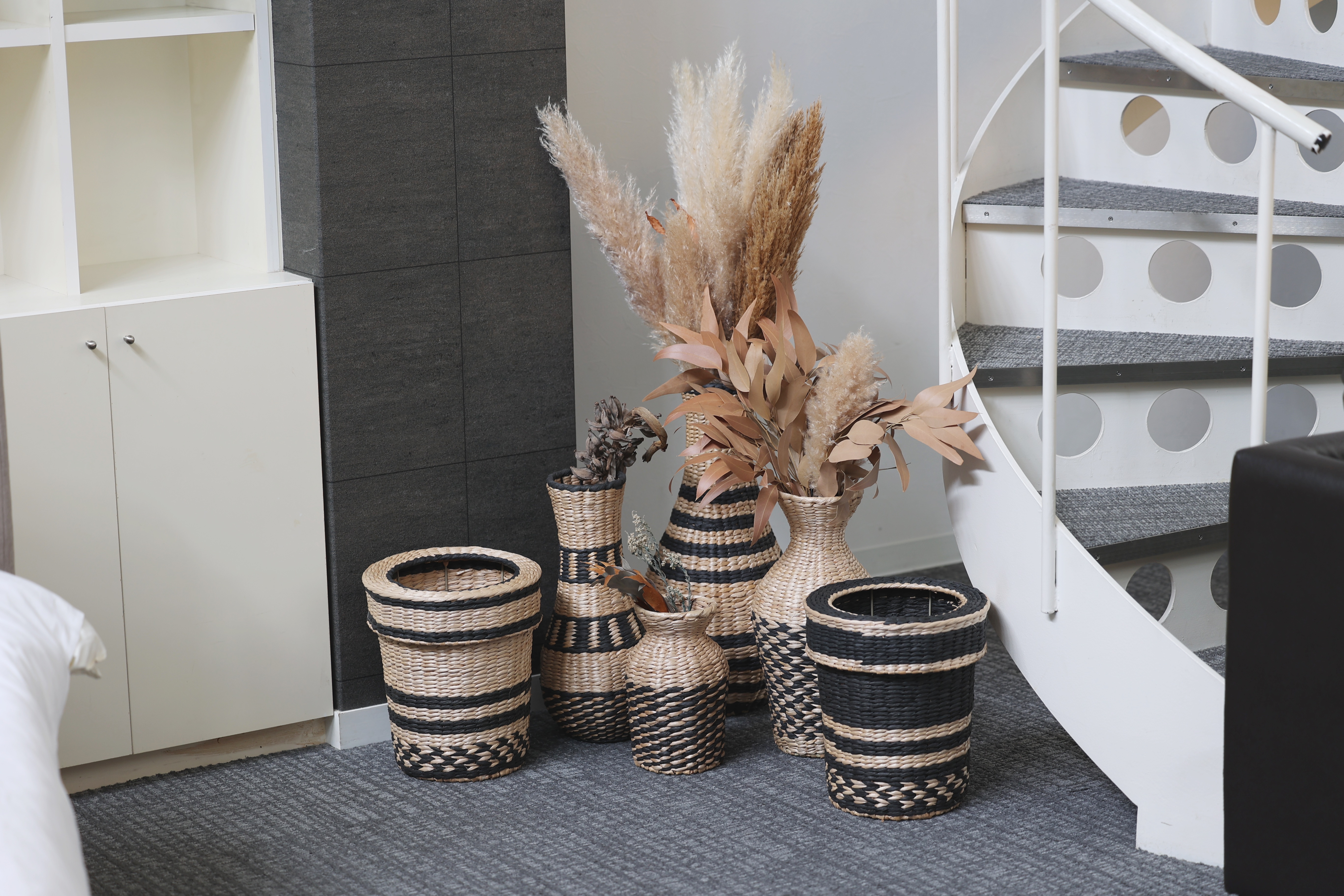 Yanis（ヤニス） | HUNT9（ハントナイン） | ブランド紹介 | 株式会社