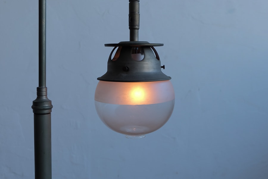 ヴィンテージのスタンドライト・間接照明の販売 | アンティーク家具