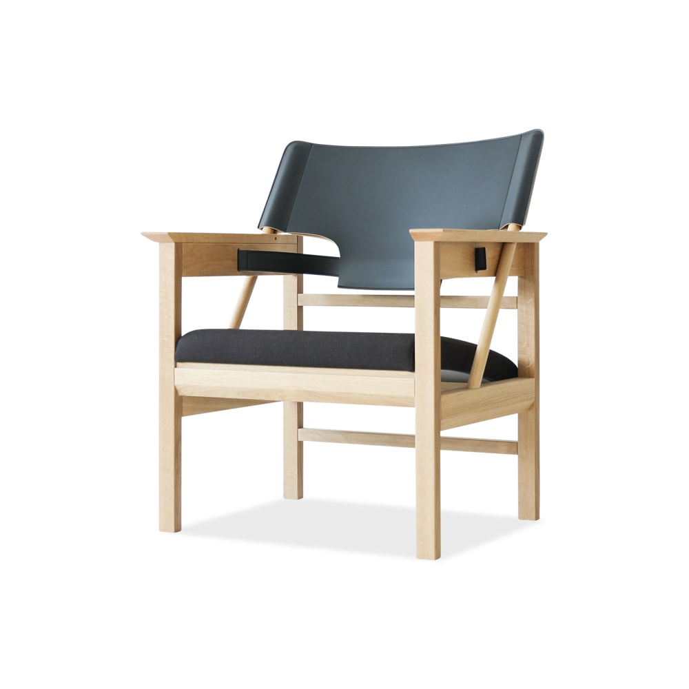 07 リビングアームチェア | PERSONAL CHAIRS | TAKUMI ONLINE SHOP