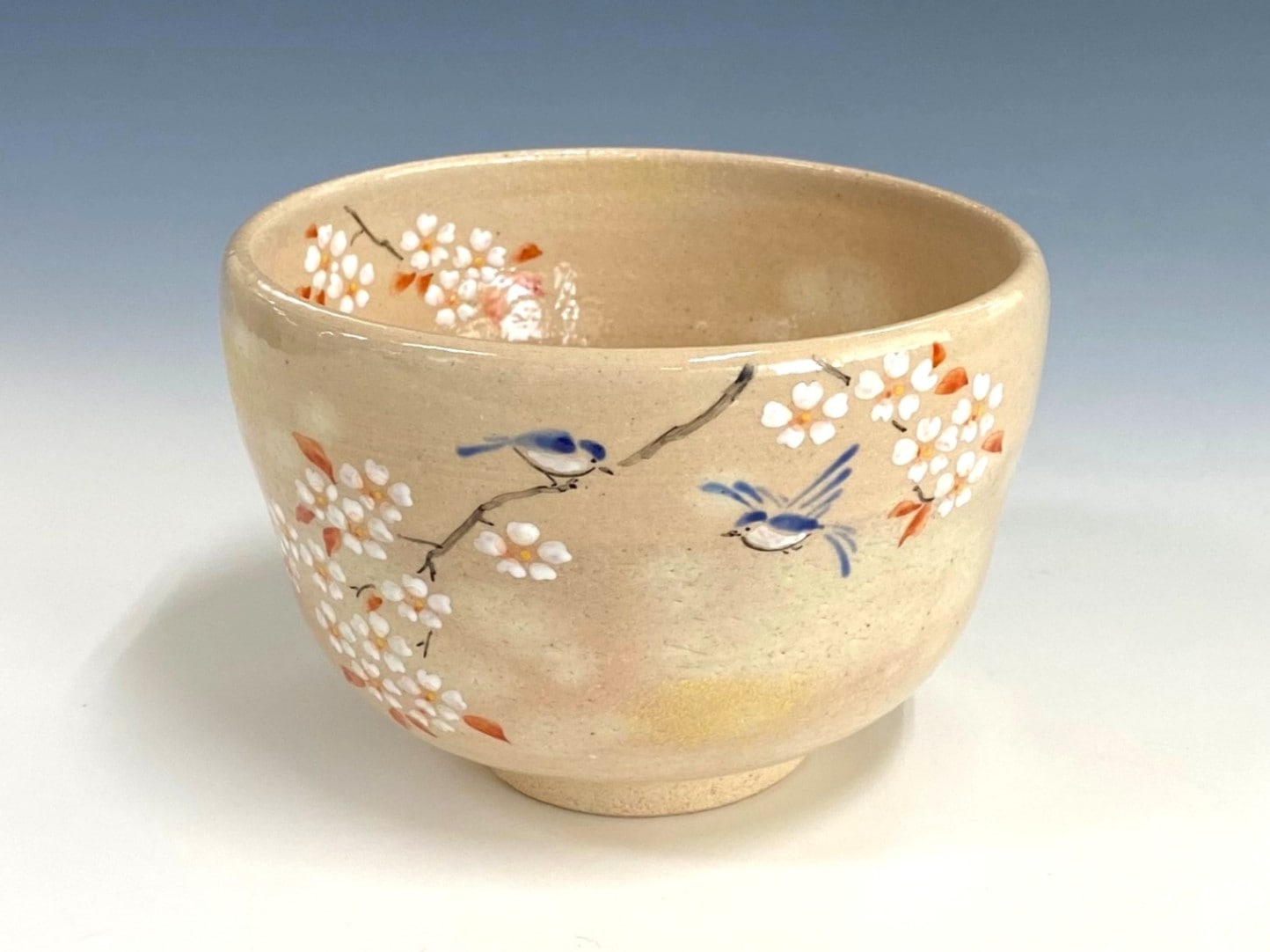山桜に瑠璃鳥絵茶碗 | すべての商品 | 淡交社 茶道具と茶席のきもの