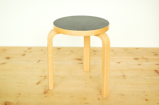 北欧家具 通販 フィンランド製 アルヴァ・アアルト スツール60