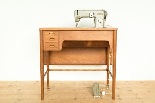 北欧家具 通販 デンマーク製 ビンテージ ミシンテーブル
