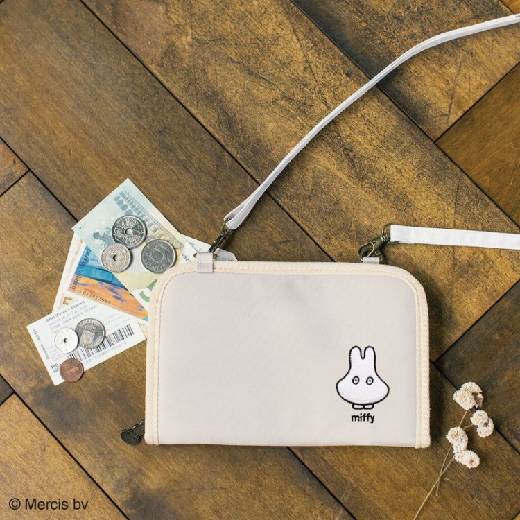 miffy カードがたっぷり入るお財布ポーチBOOK おばけミッフィー | 商品