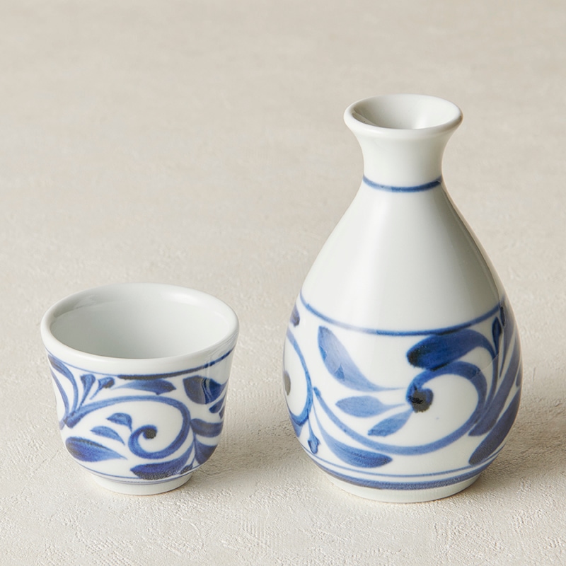 砥部焼 千山窯】1合丸徳利・ぐい呑set 唐草 | タイプ別,酒器 | 砥部焼