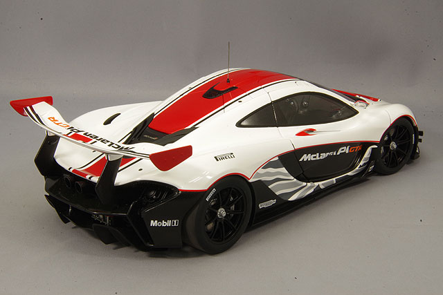 オートアート1/18 マクラーレン P1 GTR ホワイト/レッド | すべての