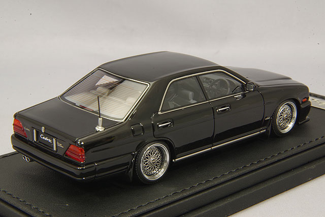 イグニッションモデル 1/43 日産 セドリック (Y32) グランツーリスモ