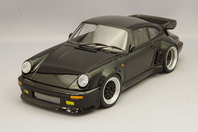 オートアート 1/18 ポルシェ 911 （930） ターボ 『湾岸ミッドナイト