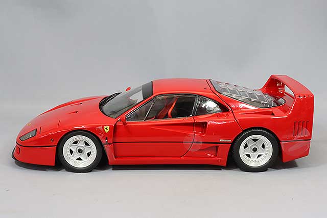 京商 1/18 フェラーリ F40 レッド | すべての商品 | | ミニカーむげん