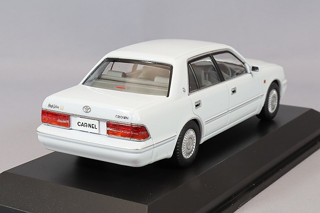 カーネル 1/43 トヨタ クラウン ロイヤルサルーン G (JZS155) 1999