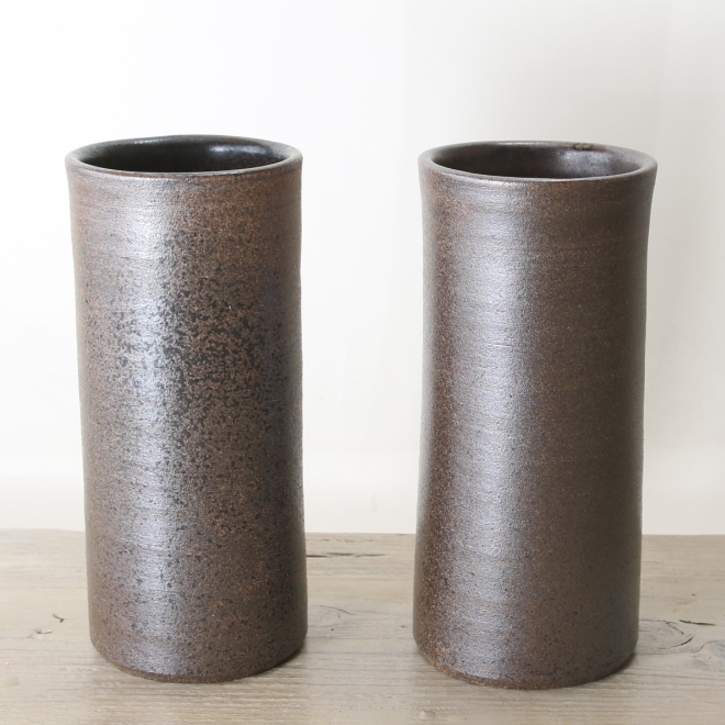 益子焼｜【益子焼】 対の花器 炭化焼無地 花入れ ストレート筒花瓶 お