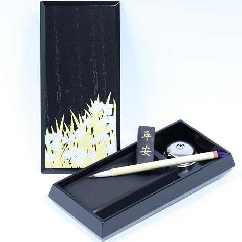 小硯 八橋蒔絵螺鈿硯箱 | 筆記用具 | 東京国立博物館ミュージアムショップ