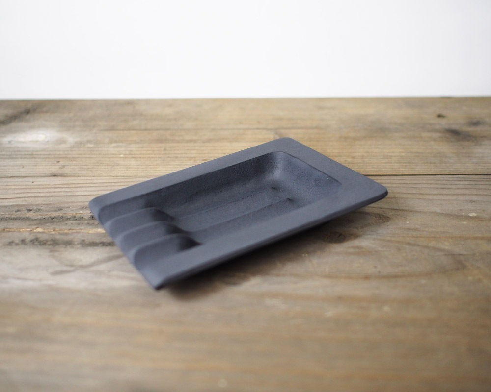 馬場忠寛｜南部鉄器 デスクトレイ/四角｜クラフトデザイナー